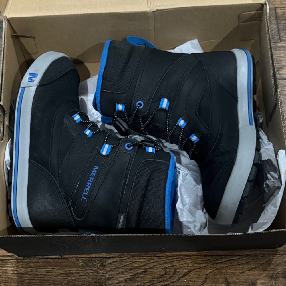 Merrell Kid’s Black and Blue Snow Boots